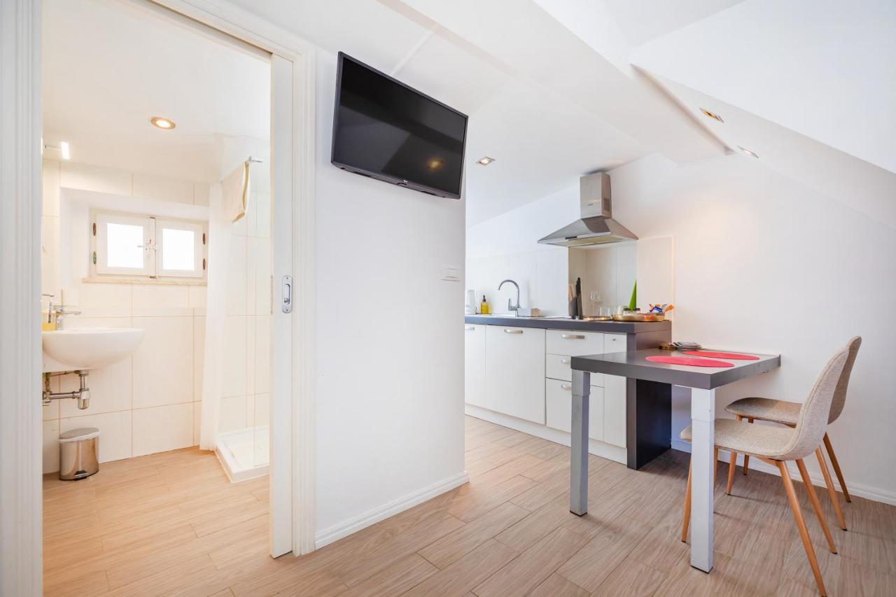 Apartman Rafael & Old Town By Duhomes